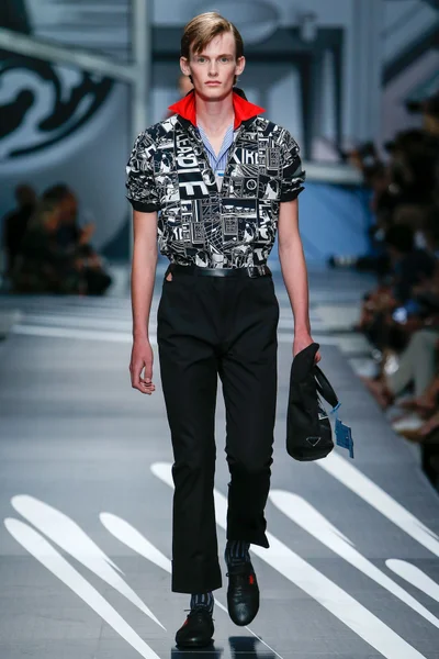 Look 20